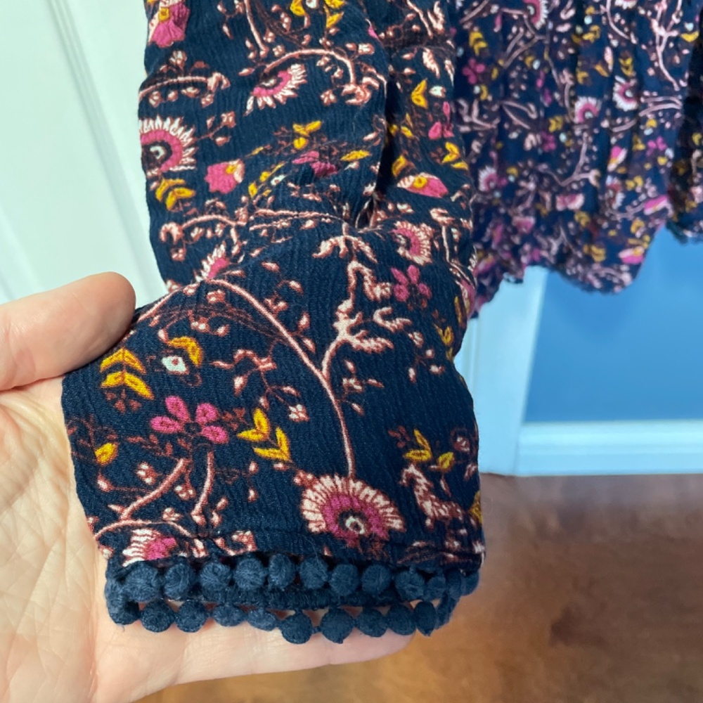 Romantic maxi dress with sleeve detail - Picture 4 of 5